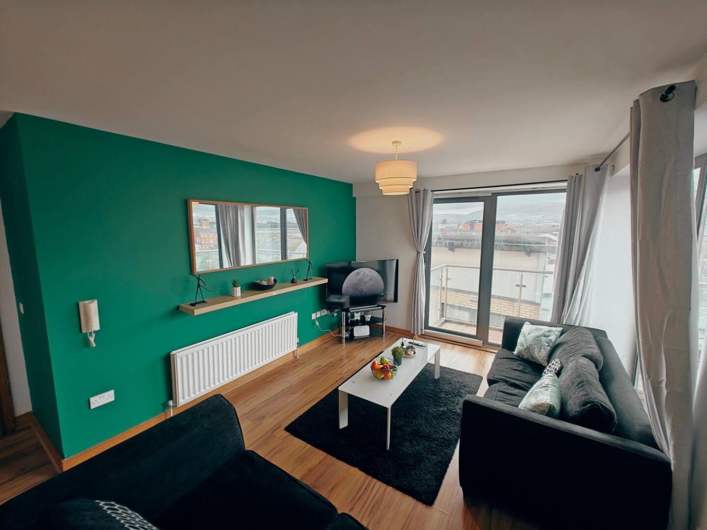 2Br Mountain View City Centre Belfast Exterior foto